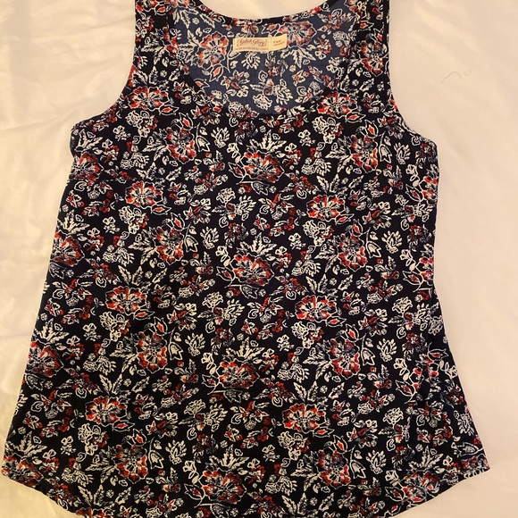 Forever 21 pattern top - Picture 7 of 7